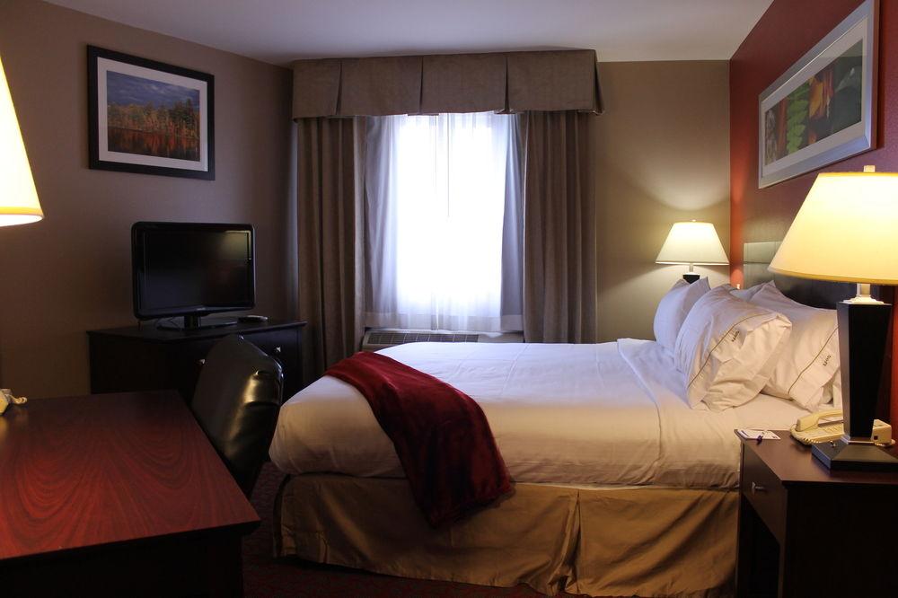 Holiday Inn Express & Suites Colorado Springs-Airport By Ihg Extérieur photo