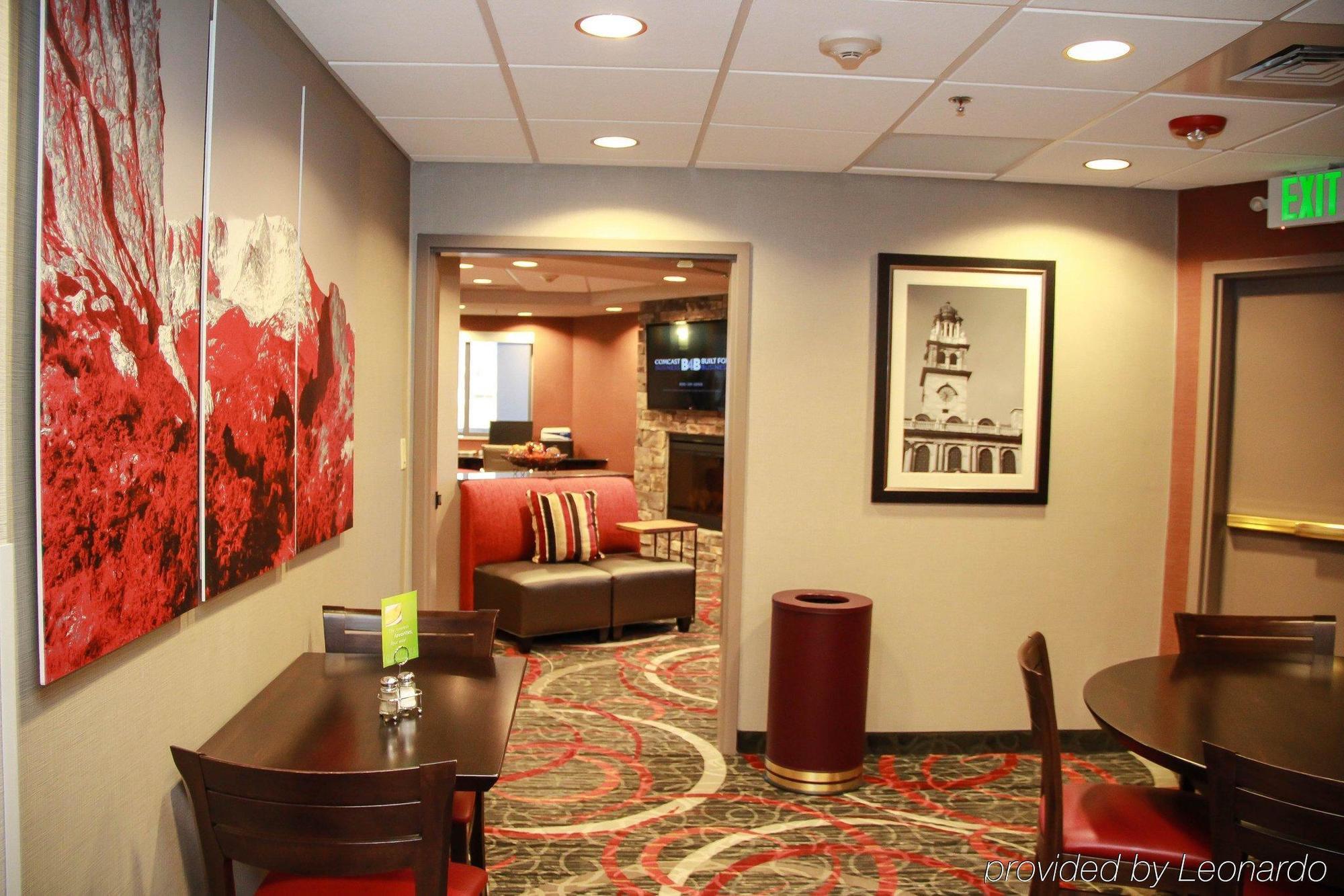 Holiday Inn Express & Suites Colorado Springs-Airport By Ihg Extérieur photo