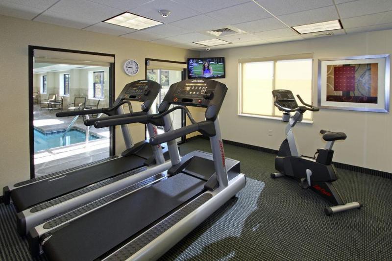 Holiday Inn Express & Suites Colorado Springs-Airport By Ihg Extérieur photo